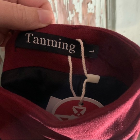 Tanming Red Lined Wool Blend Skirt with Pockets. Side Zipper Closure. Size L NWT - Picture 6 of 8